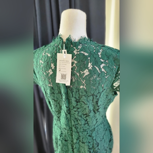 Crew Neck Floral Lace Midi Dress - Picture 8 of 16